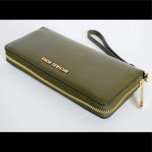 Michael Kors Jet Set Travel Continental - Picture 2 of 8